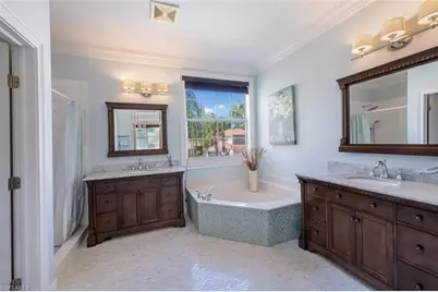 1262 Barrigona Ct, Naples, FL 34119 - Photo 20