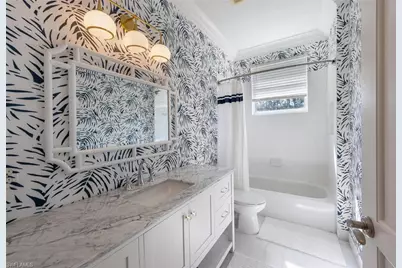 1262 Barrigona Ct, Naples, FL 34119 - Photo 24