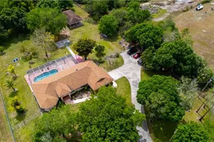 3226 52nd Ave NE, Naples, FL 34120 - Photo 12