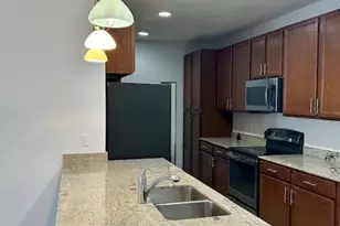 7784 Bristol Cir, Naples, FL 34120 - Photo 8