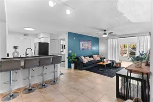 8225 Ibis Club Dr, Naples, FL 34104 - Photo 2