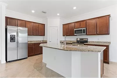 1575 Santiago Cir, Naples, FL 34113 - Photo 8