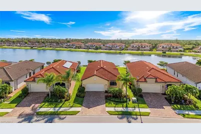 1575 Santiago Cir, Naples, FL 34113 - Photo 24