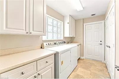 8141 Xenia Ln, Naples, FL 34114 - Photo 4