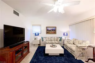 565 Beachwalk Cir, Naples, FL 34108 - Photo 6