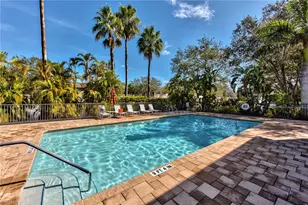 1100 Diamond Cir, Naples, FL 34110 - Photo 20