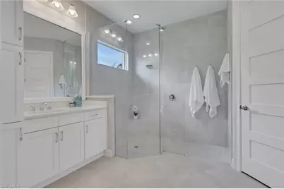5955 Barthelemy Ave, Naples, FL 34113 - Photo 14
