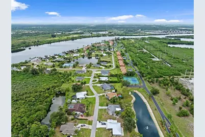 17209 Castleview Dr, North Fort Myers, FL 33917 - Photo 48