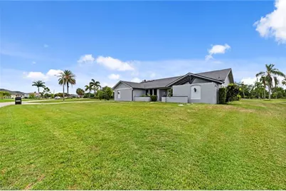 17209 Castleview Dr, North Fort Myers, FL 33917 - Photo 4