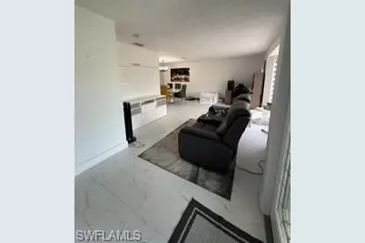 209 SW 42nd St, Cape Coral, FL 33914 - Photo 4