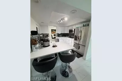 209 SW 42nd St, Cape Coral, FL 33914 - Photo 6