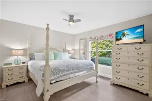 240 Channel Dr, Naples, FL 34108 - Photo 20