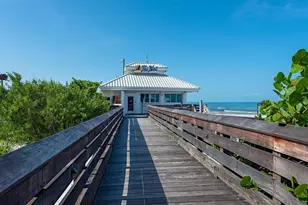 7117 Pelican Bay Blvd, Naples, FL 34108 - Photo 32