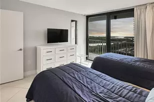 320 Seaview Ct, Marco Island, FL 34145 - Photo 16