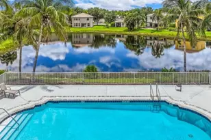 9952 Springlake Cir, Estero, FL 33928 - Photo 8