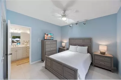 816 Turkey Oak Ln, Naples, FL 34108 - Photo 22