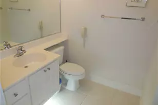 3914 Upolo Ln, Naples, FL 34119 - Photo 16