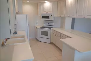 3914 Upolo Ln, Naples, FL 34119 - Photo 4