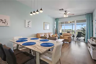 7925 Mahogany Run Ln, Naples, FL 34113 - Photo 14