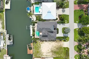 319 Lagoon Ave, Naples, FL 34108 - Photo 46