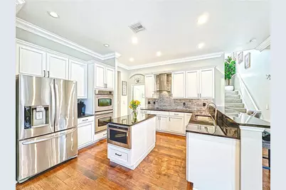3032 Via Rialto St, Fort Myers, FL 33905 - Photo 4
