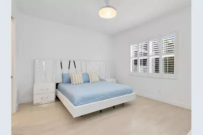 9052 Saint Lucia Dr, Naples, FL 34114 - Photo 18