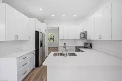 2645 12th Ave SE, Naples, FL 34117 - Photo 8