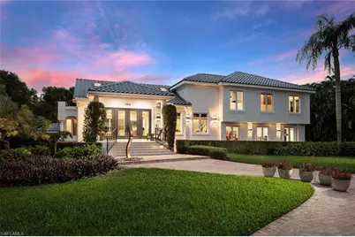 664 Hickory Rd, Naples, FL 34108 - Photo 2