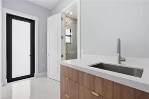 498 Wilson Blvd S, Naples, FL 34117 - Photo 24