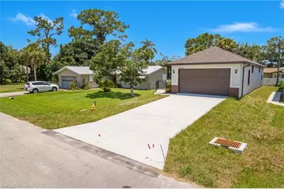 14341 Trinidad St, Fort Myers, FL 33905 - Photo 2