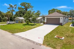 14341 Trinidad St, Fort Myers, FL 33905 - Photo 2