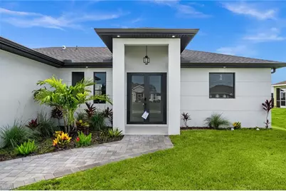 409 NW 25th Pl, Cape Coral, FL 33993 - Photo 2