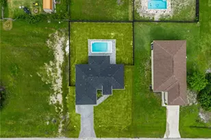 409 NW 25th Pl, Cape Coral, FL 33993 - Photo 4