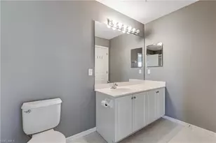 1088 Oxford Ln, Naples, FL 34105 - Photo 22