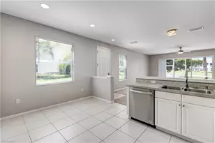 1088 Oxford Ln, Naples, FL 34105 - Photo 8