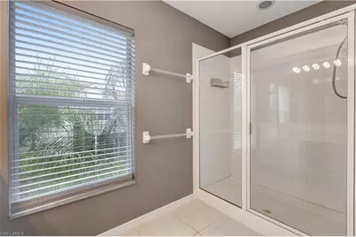 1088 Oxford Ln #48, Naples, FL 34105 - Photo 16