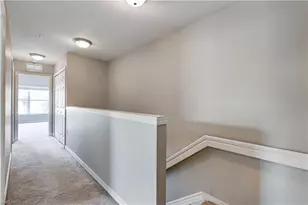 1088 Oxford Ln, Naples, FL 34105 - Photo 12