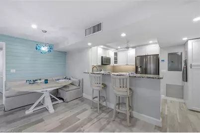 2170 Gulf Shore Blvd N #24W, Naples, FL 34102 - Photo 6