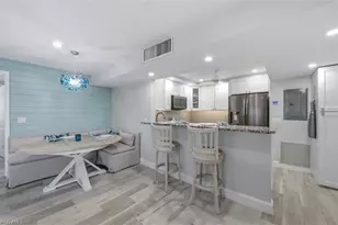 2170 Gulf Shore Blvd N, Naples, FL 34102 - Photo 6