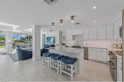 2170 Gulf Shore Blvd N #24W, Naples, FL 34102 - Photo 24