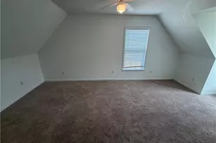 250 Leawood Cir, Naples, FL 34104 - Photo 22