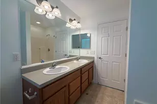 250 Leawood Cir, Naples, FL 34104 - Photo 38