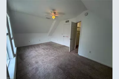 250 Leawood Cir, Naples, FL 34104 - Photo 20
