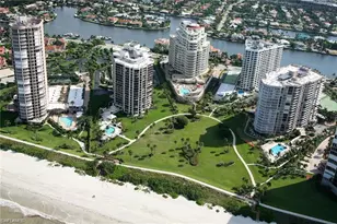 4551 Gulf Shore Blvd N, Naples, FL 34103 - Photo 2
