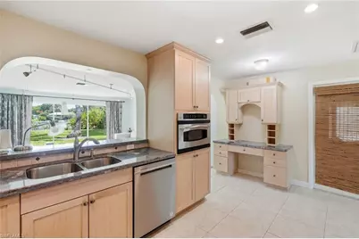 1316 Rordon Ave, Naples, FL 34103 - Photo 12