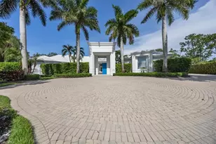 5000 Groveland Terrace, Naples, FL 34119 - Photo 2