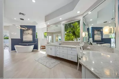 5000 Groveland Ter, Naples, FL 34119 - Photo 10