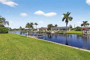 1421 Windsor Ct, Cape Coral, FL 33904 - Photo 20