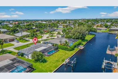 1421 Windsor Ct, Cape Coral, FL 33904 - Photo 24