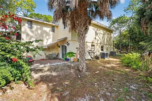 361 27th St SW, Naples, FL 34117 - Photo 4